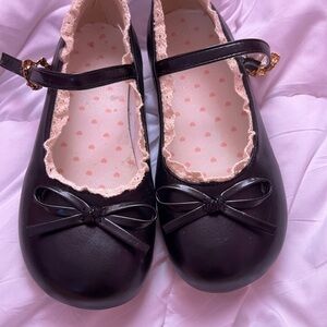 Black Mary Jane Shoes with Bow size 5-6